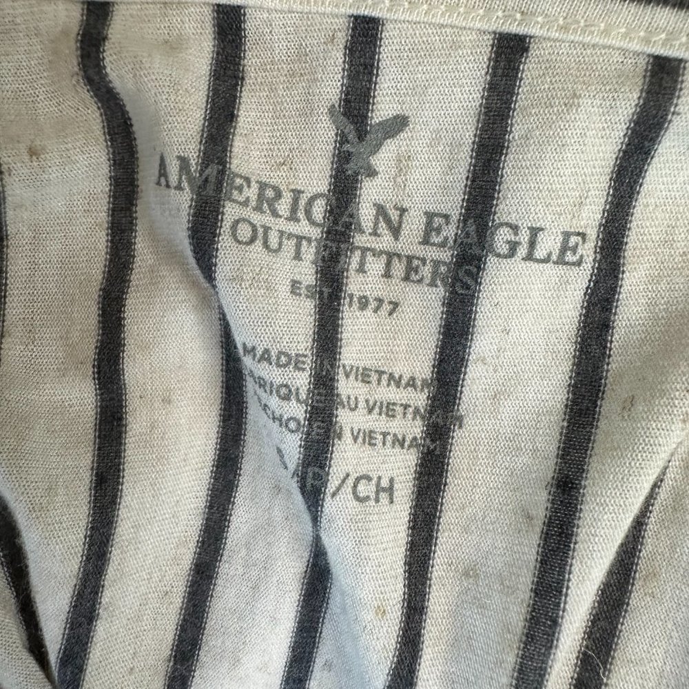 American Eagle White/Grey Striped Ruffle Tank Women's Small - Picture 5 of 5